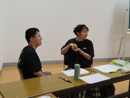 はじめての手話講座の様子