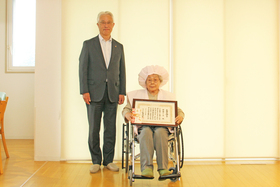 柳萬キミ子さん