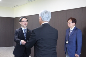 砂川地区公平委員会委員辞令交付式
