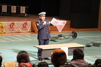 砂川警察署交通課加藤係長の講話